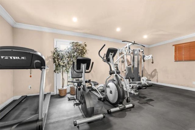 800 N Mollison Avenue 10, El Cajon, CA 92021