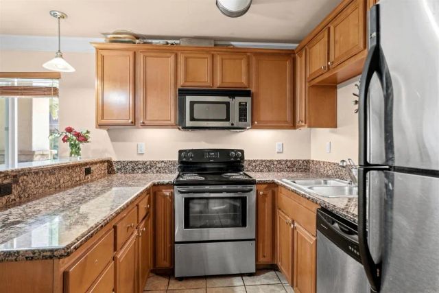 800 N Mollison Avenue 10, El Cajon, CA 92021