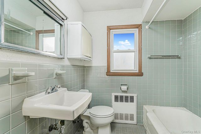 188 Evergreen Avenue, Staten Island, NY 10305