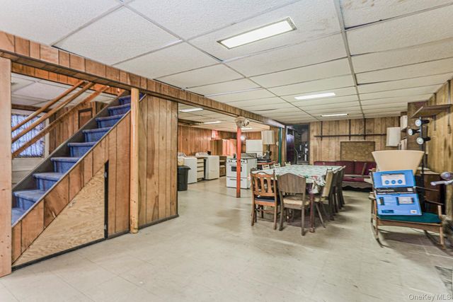 188 Evergreen Avenue, Staten Island, NY 10305