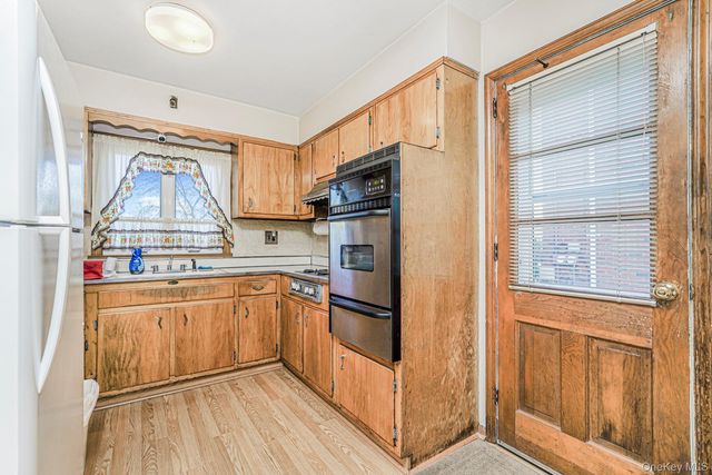 188 Evergreen Avenue, Staten Island, NY 10305