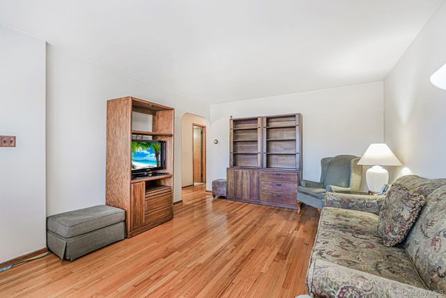 188 Evergreen Avenue, Staten Island, NY 10305