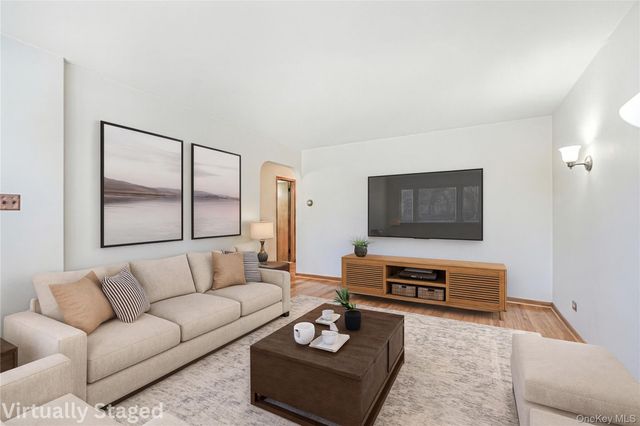 188 Evergreen Avenue, Staten Island, NY 10305