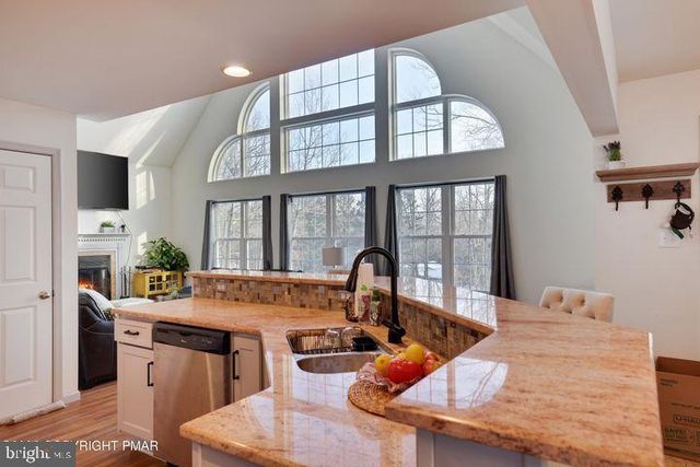 81 BLAIRWOOD LN, Albrightsville, PA 18210