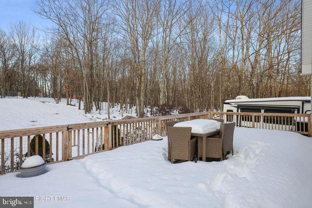 81 BLAIRWOOD LN, Albrightsville, PA 18210