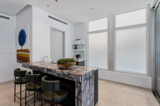 7815 Atlantic Way, Miami Beach, FL 33141