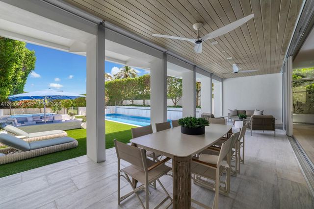 7815 Atlantic Way, Miami Beach, FL 33141