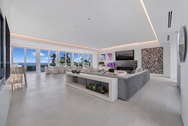 7815 Atlantic Way, Miami Beach, FL 33141