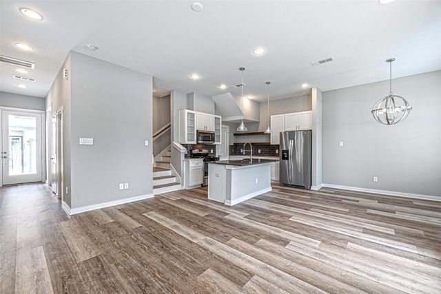 6725 Parker Oaks Lane, Houston, TX 77076