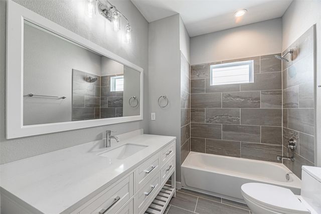 6725 Parker Oaks Lane, Houston, TX 77076