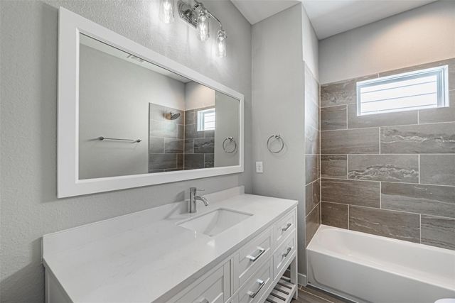 6725 Parker Oaks Lane, Houston, TX 77076