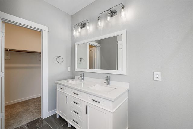 6725 Parker Oaks Lane, Houston, TX 77076