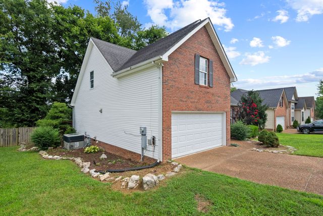 2608 Matchstick Pl, Spring Hill, TN 37174