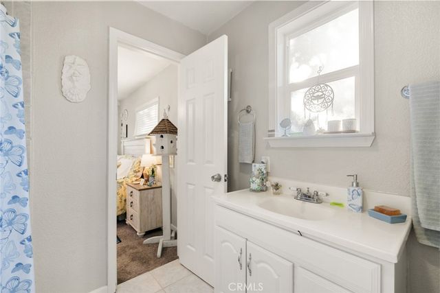 4631 11th, Sacramento, CA 95820