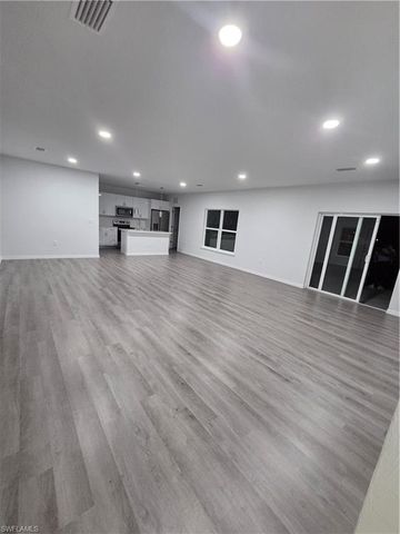 15 Hampton AVE, Lehigh Acres, FL 33936