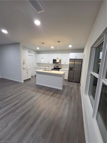 15 Hampton AVE, Lehigh Acres, FL 33936