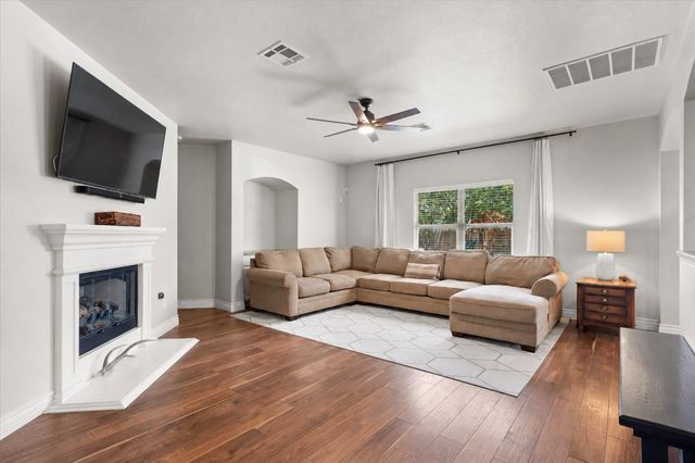 3409 Longhorn TRL, Round Rock, TX 78665