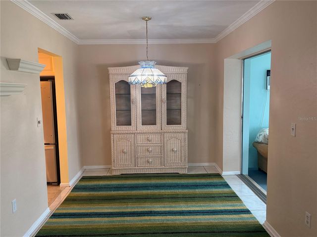 3636 VILLAGE GREEN DR 304, Sarasota, FL 34239