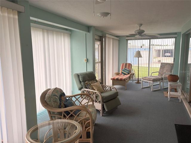 3636 VILLAGE GREEN DR 304, Sarasota, FL 34239