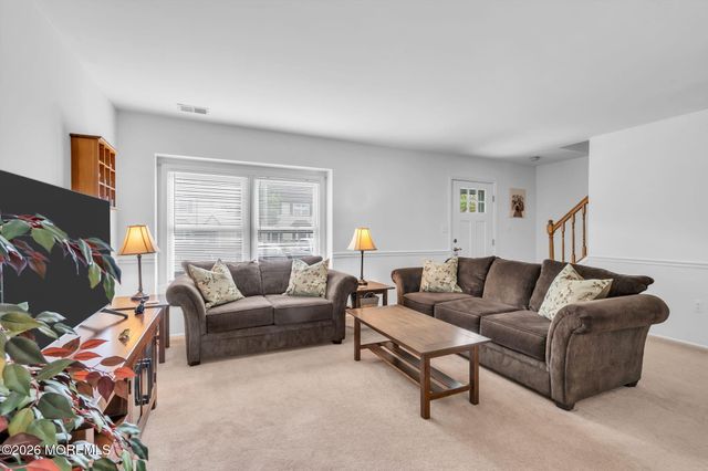 40 Independence Court, Jackson, NJ 08527