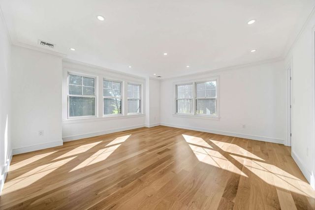 311 Dedham Ave, Needham, MA 02492