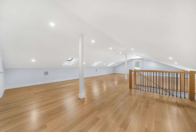 311 Dedham Ave, Needham, MA 02492