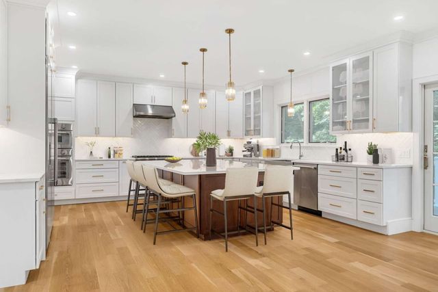 311 Dedham Ave, Needham, MA 02492