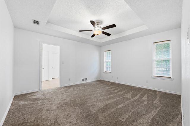 5030 Diamond Creek Drive, Midlothian, TX 76065
