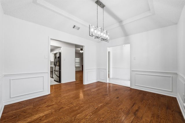 5030 Diamond Creek Drive, Midlothian, TX 76065