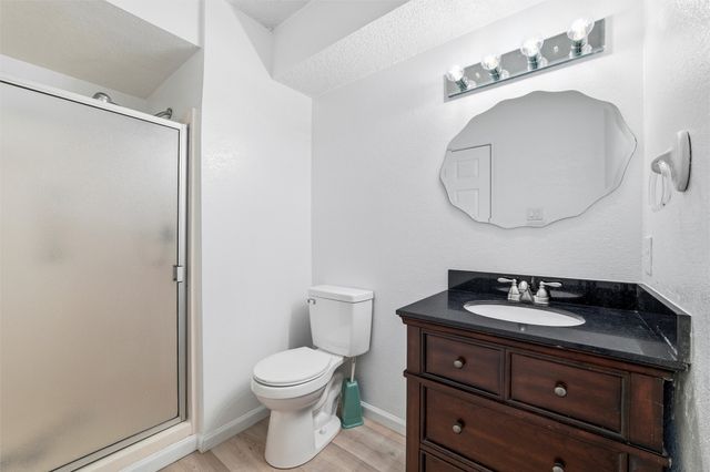 5030 Diamond Creek Drive, Midlothian, TX 76065