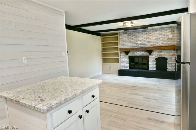 928 Bedford Road, Brookfield, OH 44438