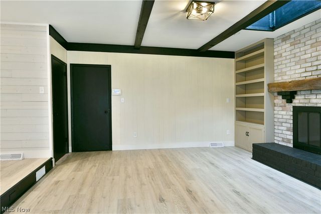 928 Bedford Road, Brookfield, OH 44438