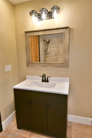 928 Bedford Road, Brookfield, OH 44438