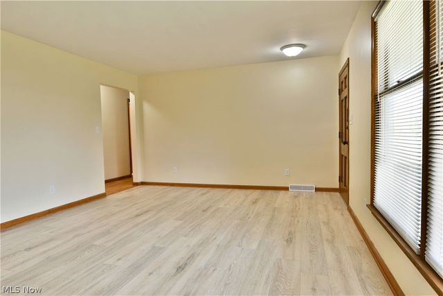 928 Bedford Road, Brookfield, OH 44438