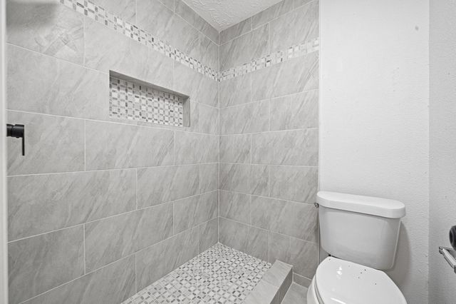 8726 Wilcrest Drive 8726, Houston, TX 77099