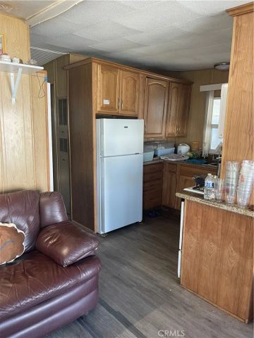 15621 Beach, Westminster, CA 92683