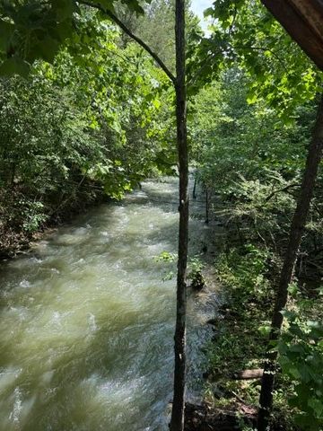 2784 Fiery Gizzard Road, South Pittsburg, TN 37380