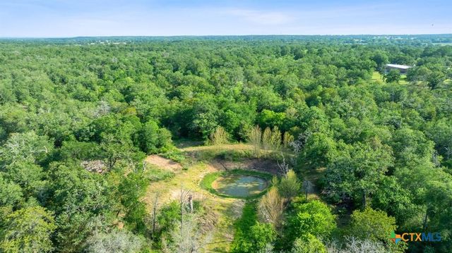465 Catfish Lane, Lockhart, TX 78644