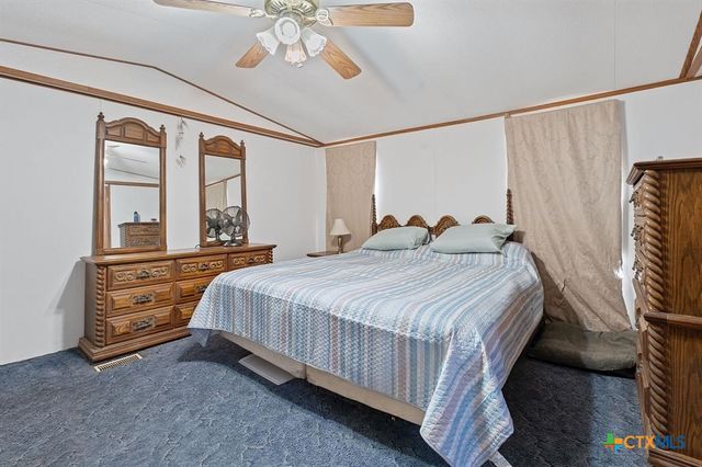 465 Catfish Lane, Lockhart, TX 78644