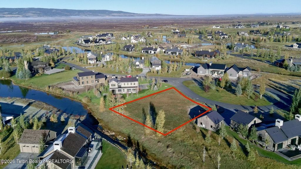865 GOLDEN THREAD Court, Driggs, ID 83422 photo 3
