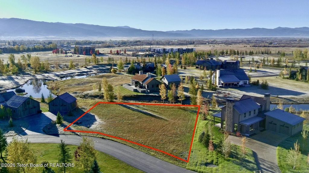 865 GOLDEN THREAD Court, Driggs, ID 83422 photo 4