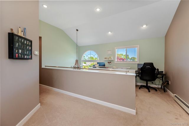 2860 Sunnybrook Drive W, Oceanside, NY 11572