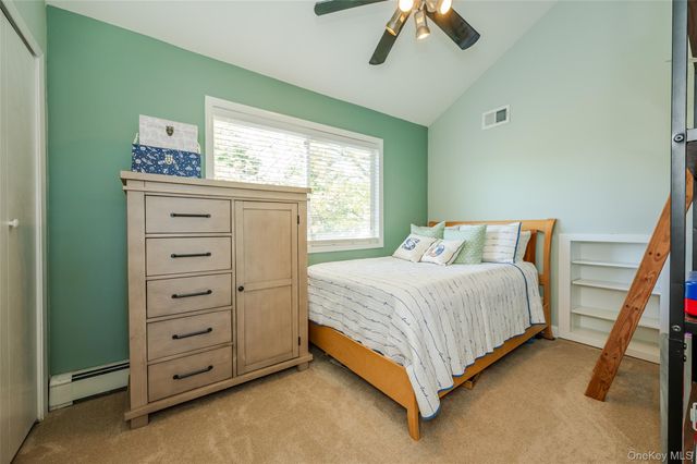 2860 Sunnybrook Drive W, Oceanside, NY 11572