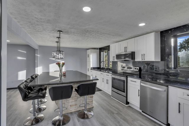 728 Murnan Road, Galloway, OH 43119