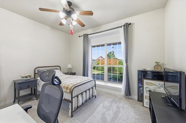 3833 DOVE Avenue, Harrah, OK 73045