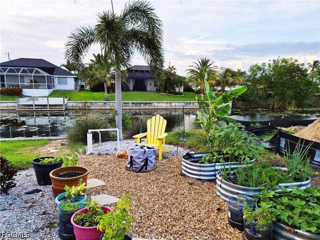 1305 SW 24th ST, Cape Coral, FL 33991