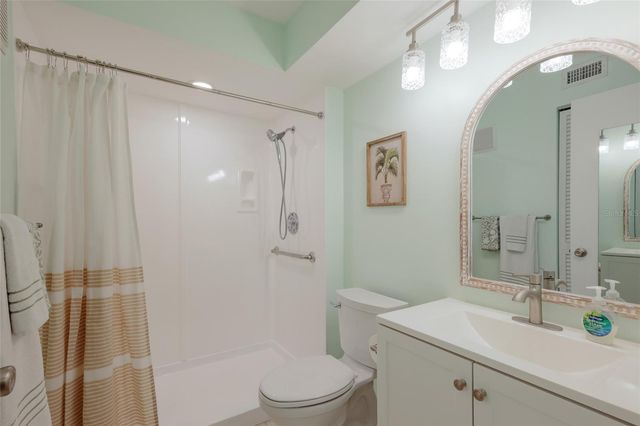 4759 WINSLOW BEACON 21, Sarasota, FL 34235