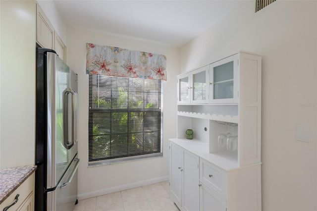 4759 WINSLOW BEACON 21, Sarasota, FL 34235