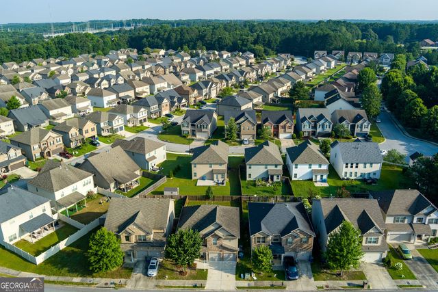 7646 Crawford Court, Fairburn, GA 30213