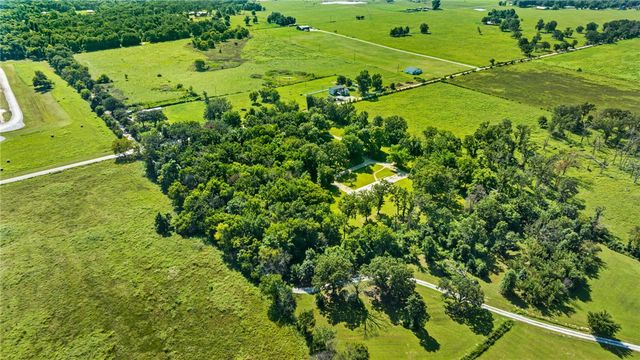 15273 Russell Road, Siloam Springs, AR 72761